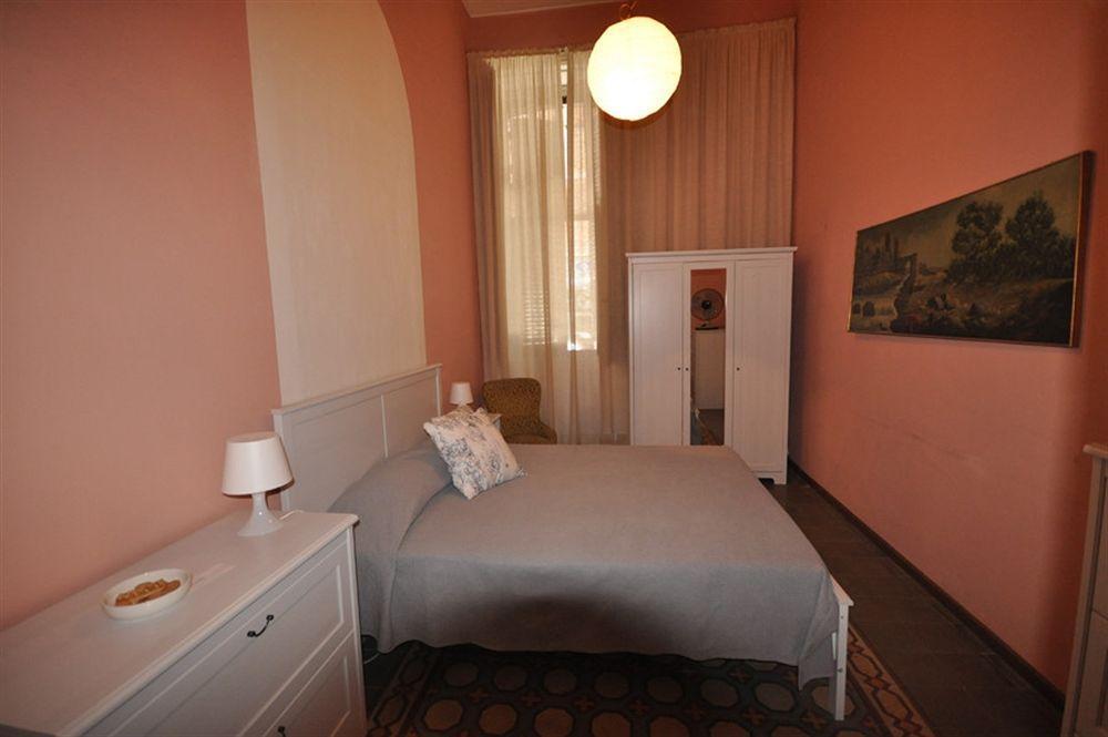 A Casa Di Laura Bed & Breakfast Catania Ngoại thất bức ảnh