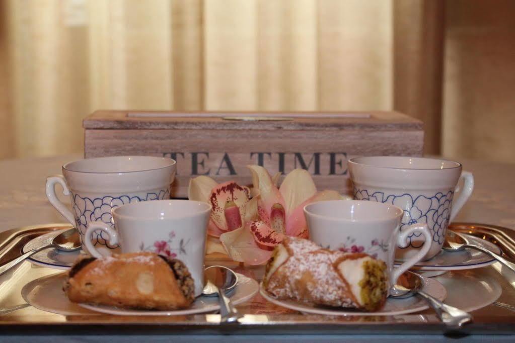 A Casa Di Laura Bed & Breakfast Catania Ngoại thất bức ảnh