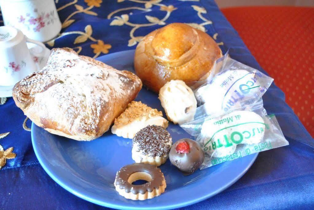 A Casa Di Laura Bed & Breakfast Catania Ngoại thất bức ảnh